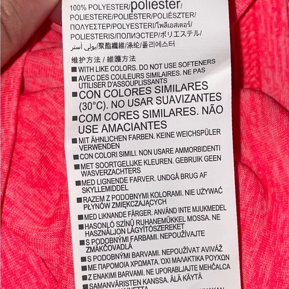 Under Armour Hooded Long Sleeve - Picture 5 of 5